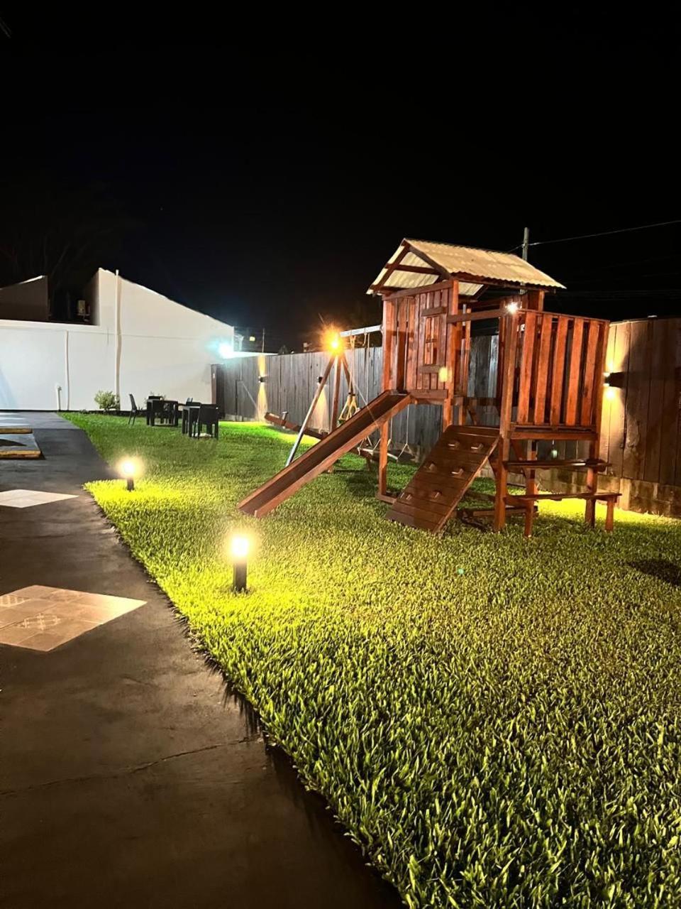 Paraiso Natural Apart & Hotel Iguazu ปูแอร์โตอีกวาซู ภายนอก รูปภาพ